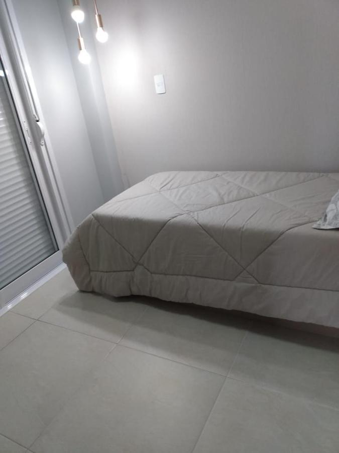 Apartamento Enseada Гуаружа Екстериор снимка