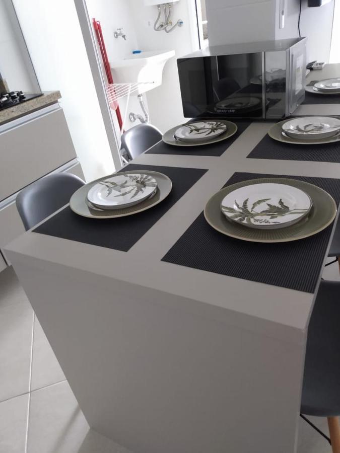 Apartamento Enseada Гуаружа Екстериор снимка